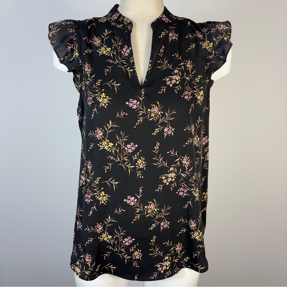 RW&CO. Black Floral Blouse with Ruffle Sleeves S